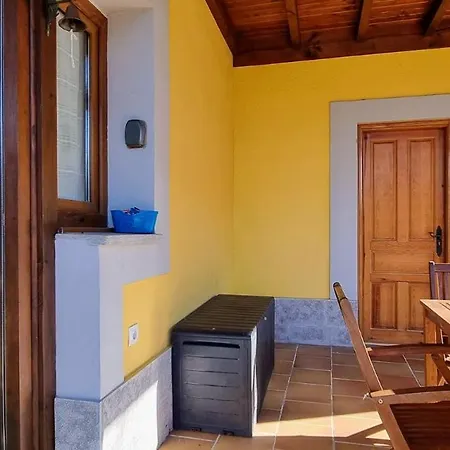 Dom wakacyjny Casa En Llanes Con Jardin Y Terraza- Alberu *