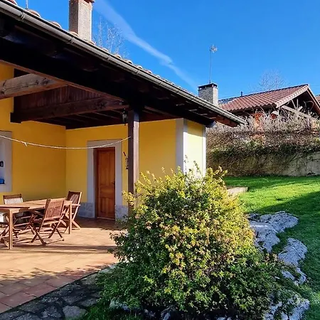 Dom wakacyjny Casa En Llanes Con Jardin Y Terraza- Alberu La Borbolla