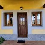 Casa En Llanes Con Jardin Y Terraza- Alberu Vakantiehuis *