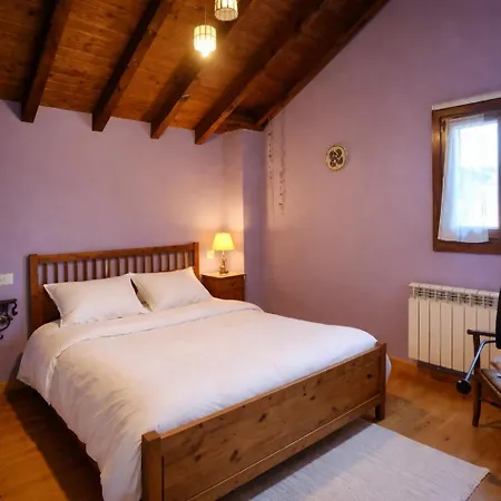 Casa En Llanes Con Jardin Y Terraza- Alberu * 라보볼라