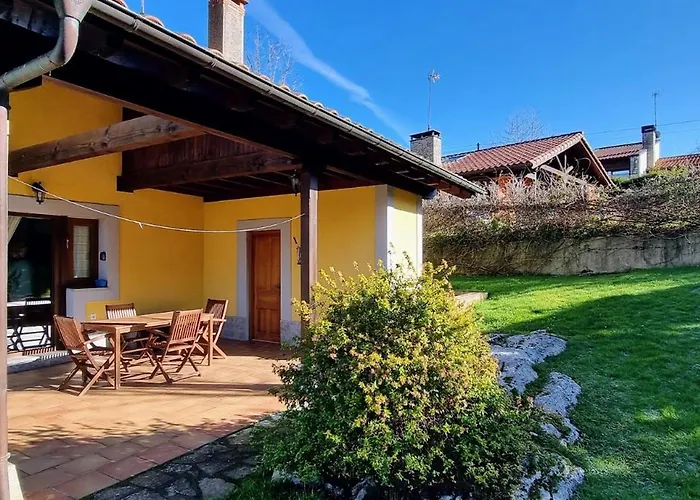 Holiday home Casa En Llanes Con Jardin Y Terraza- Alberu La Borbolla