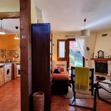 Casa En Llanes Con Jardin Y Terraza- Alberu
